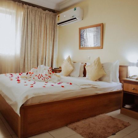 Hotel Marjorie 'Y' Тема Екстер'єр фото