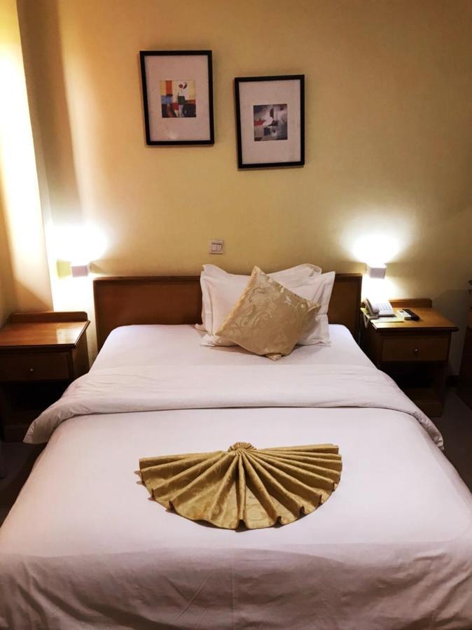 Hotel Marjorie 'Y' Тема Екстер'єр фото