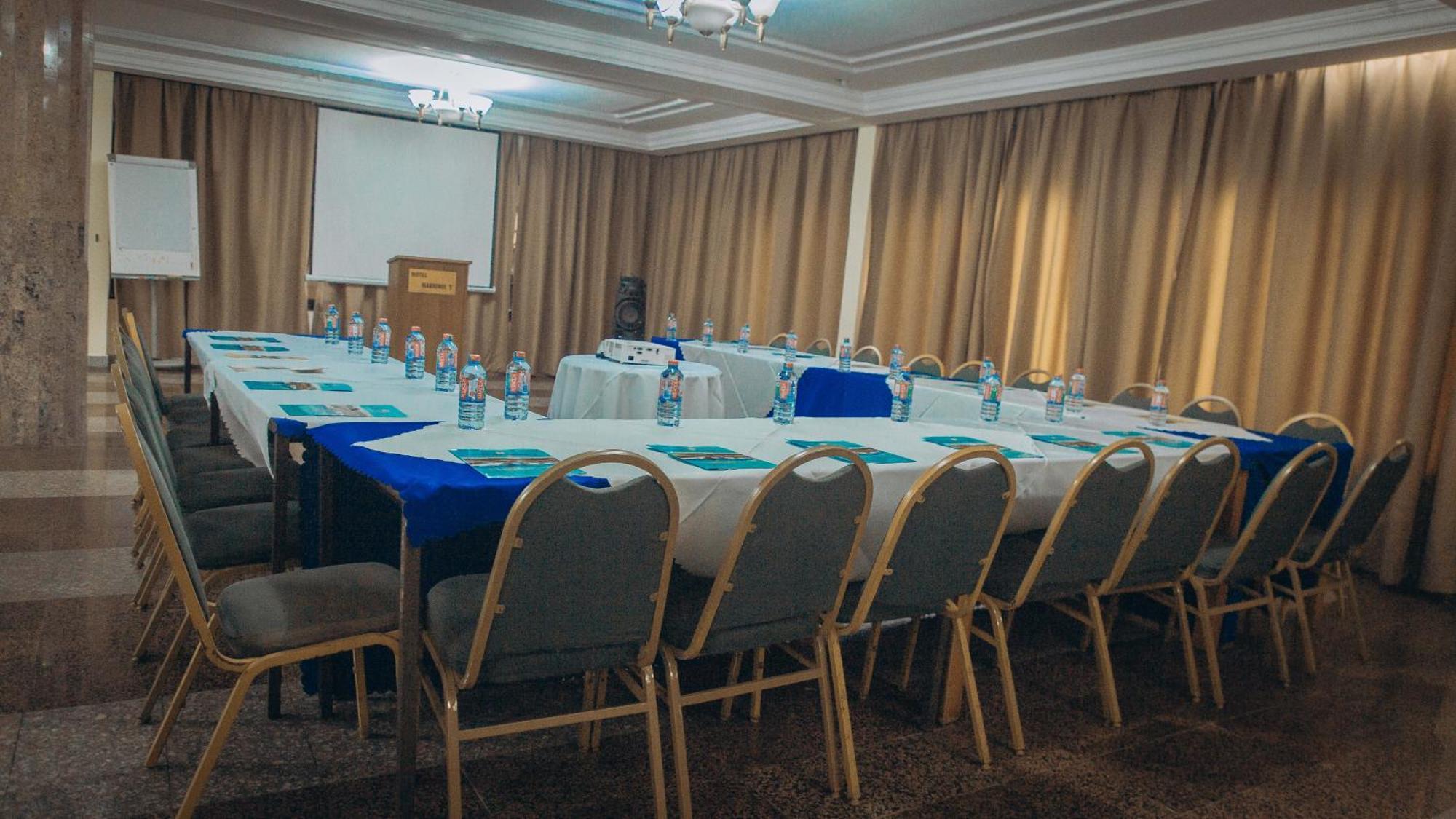 Hotel Marjorie 'Y' Тема Екстер'єр фото